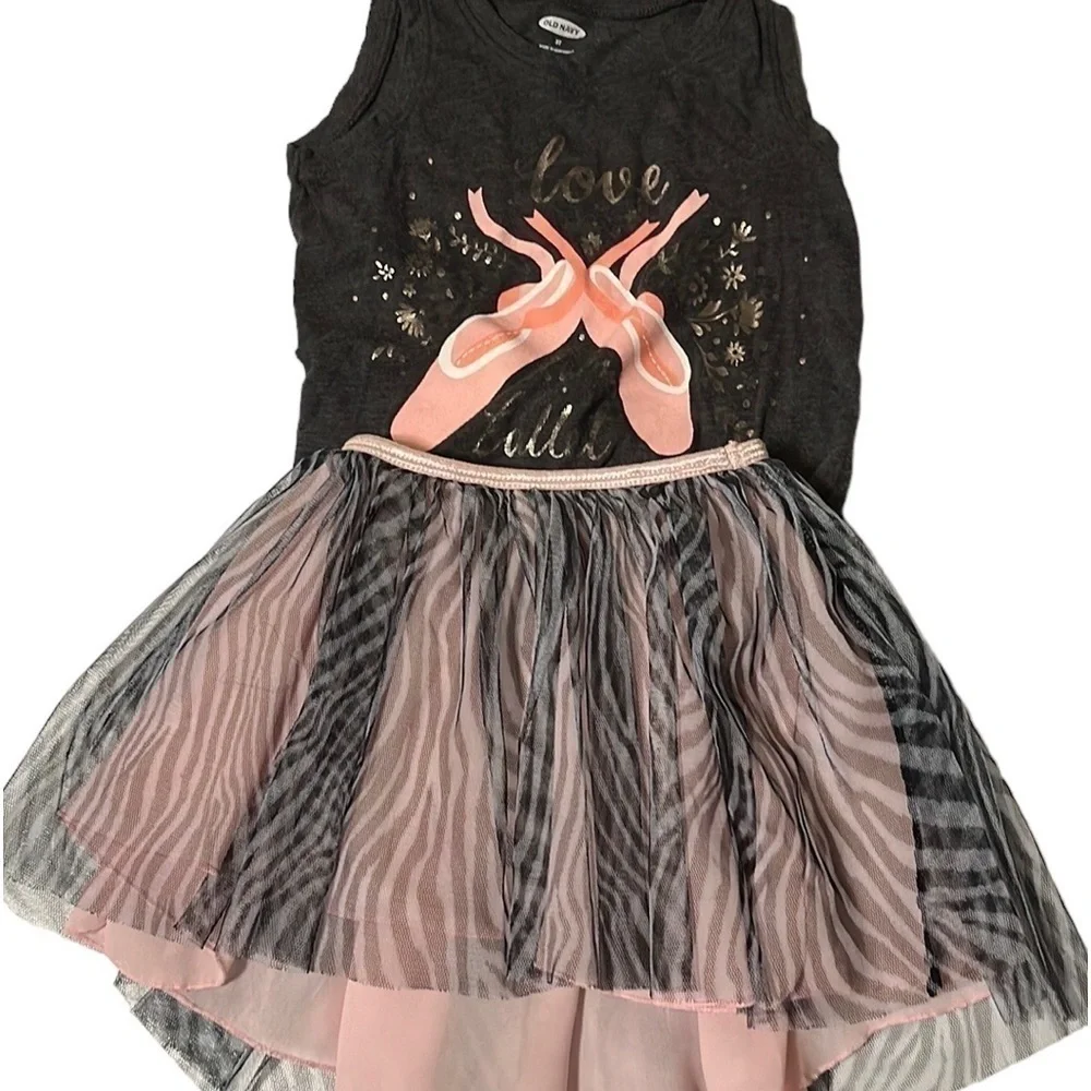 Ballerina tu tu. Gray top, sz 3T, skirt sz 4/5